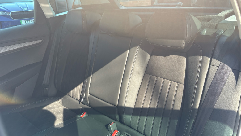 Skoda Karoq 1.5 TSI SE L 5dr DSG Petrol Estate